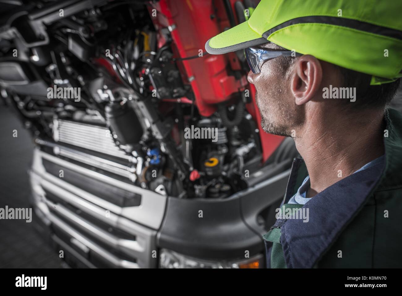 Tractor engine maintenance hires stock photography and images Alamy