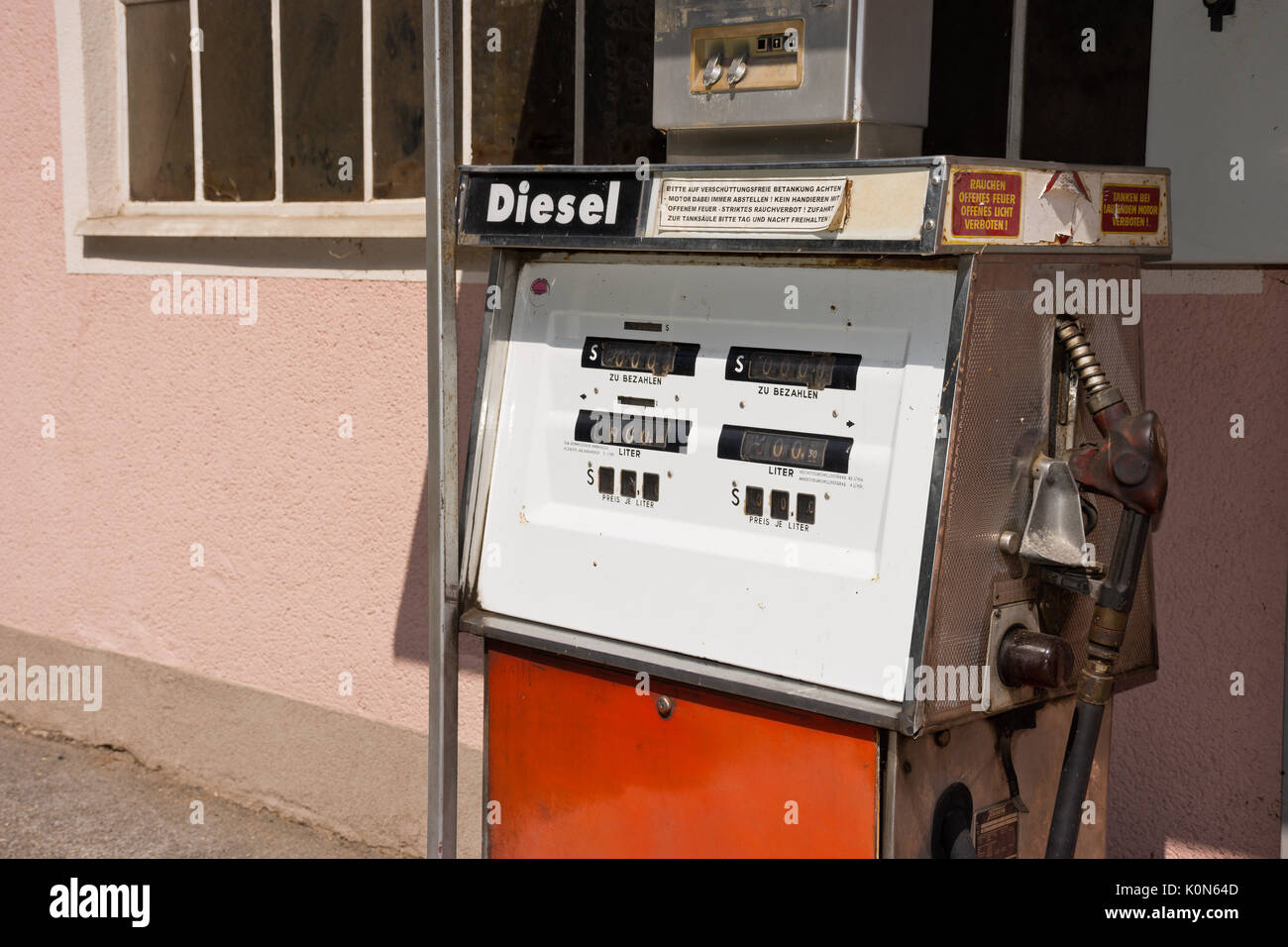 Petrol station air pump hires stock photography and images Alamy