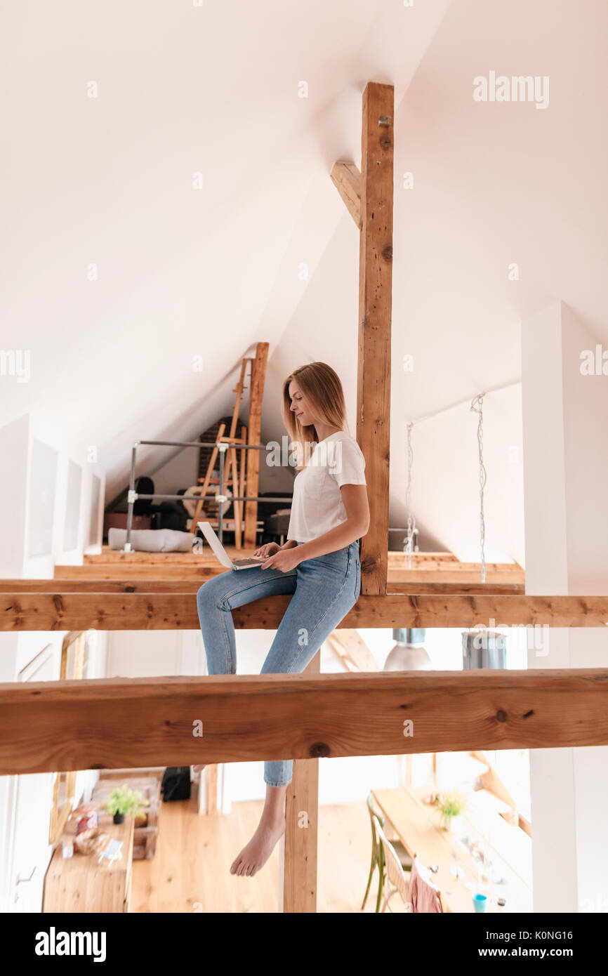Ceiling Joist Stock Photos Ceiling Joist Stock Images Alamy