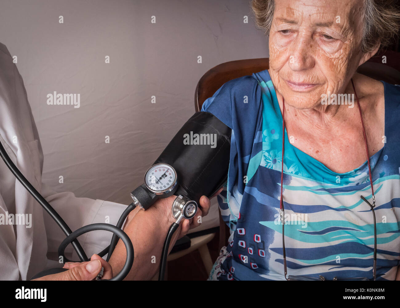 Tension arterial hi res stock photography and images Alamy