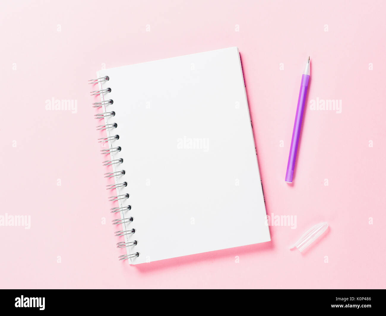Top view notepad pen hi-res stock photography and images - Alamy