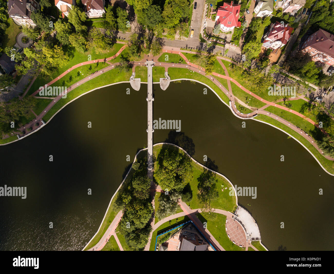 Әлеуметтік желідегі жаңа жылдық порнофотосуреттер