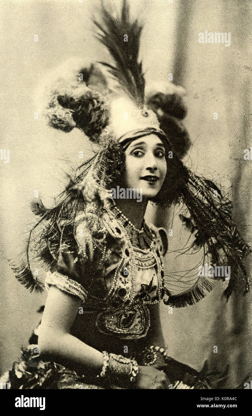Tamara Karsavina in Stravinsky's 'L'Oiseau de Feu' (Firebird)First production. Russian dancer (1885-?). Igor Stravinsky: Russian composer, 1882-1971 Stock Photo