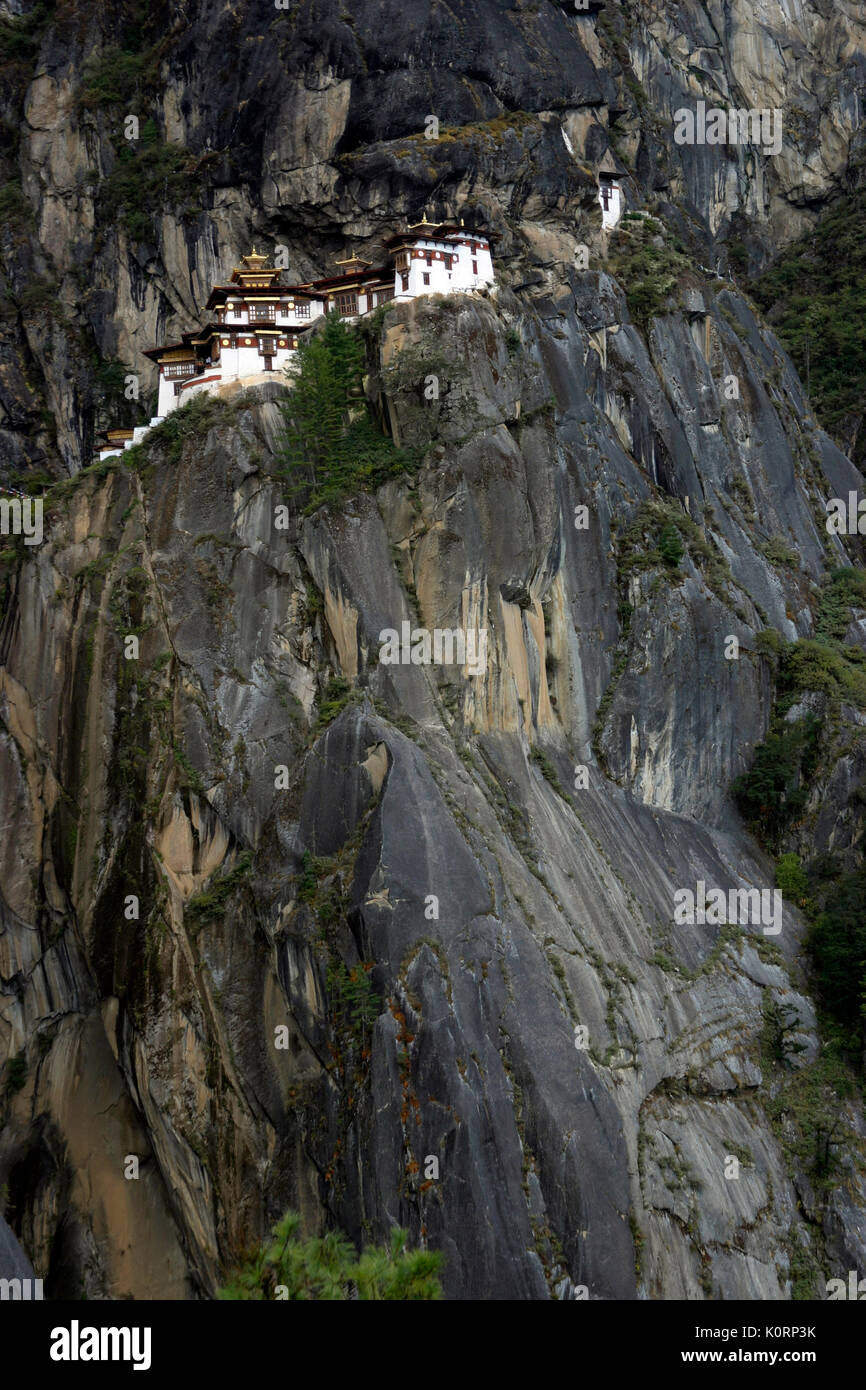 Bhutan - Taktshang Goemba or 'Tiger 's Nest' in the Upper Paro Valley, Bhutan Stock Photo