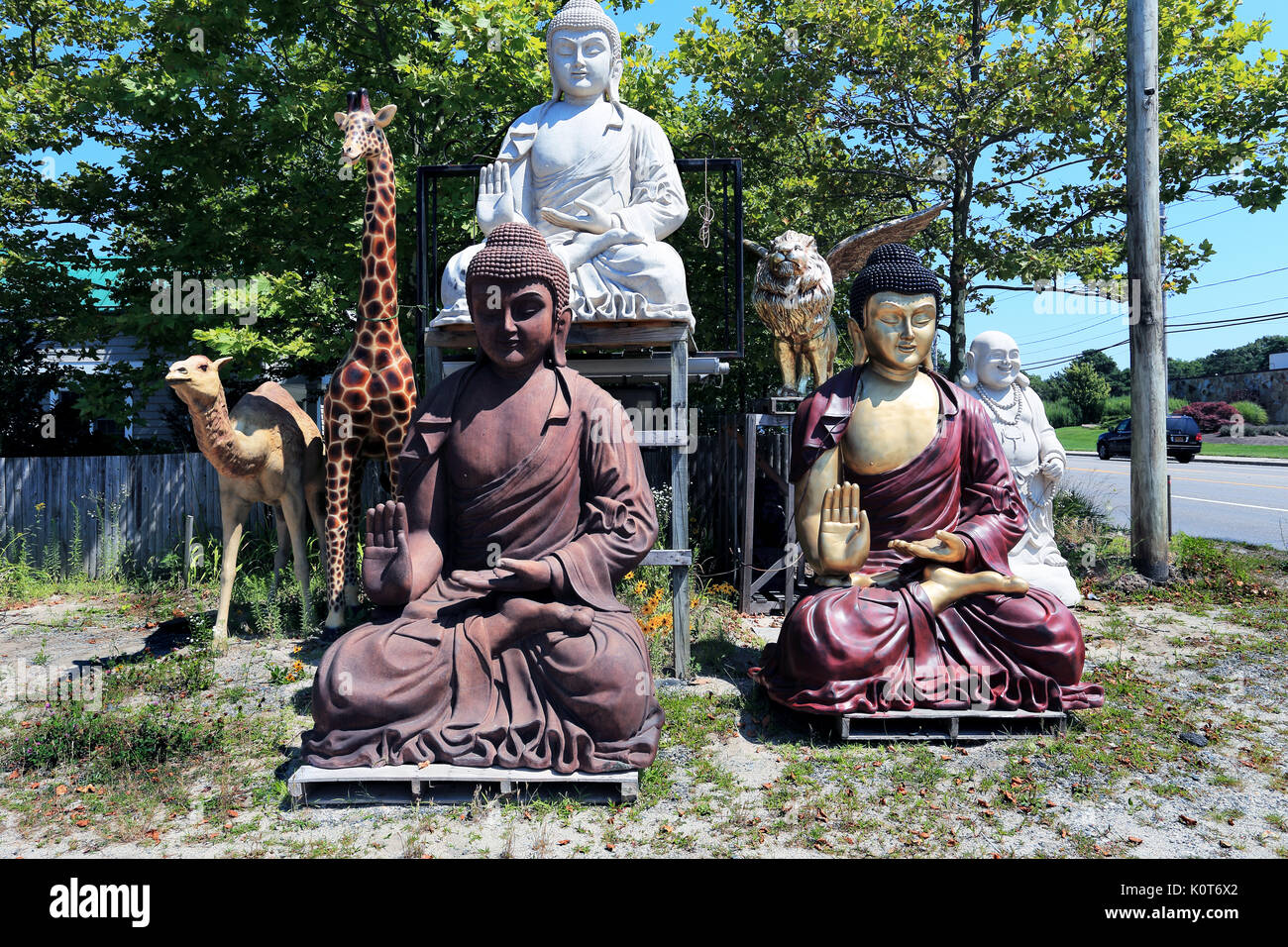 Statue of giraffe hires stock photography and images Alamy