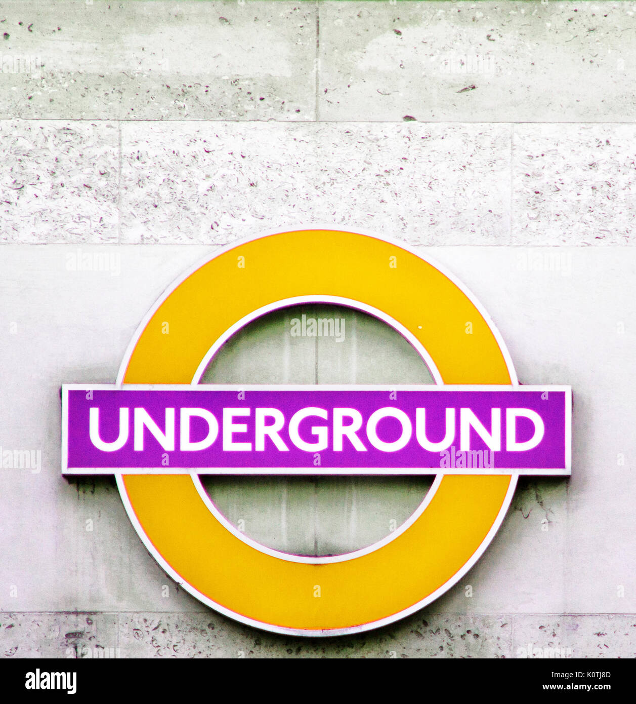 London Underground sign Stock Photo - Alamy