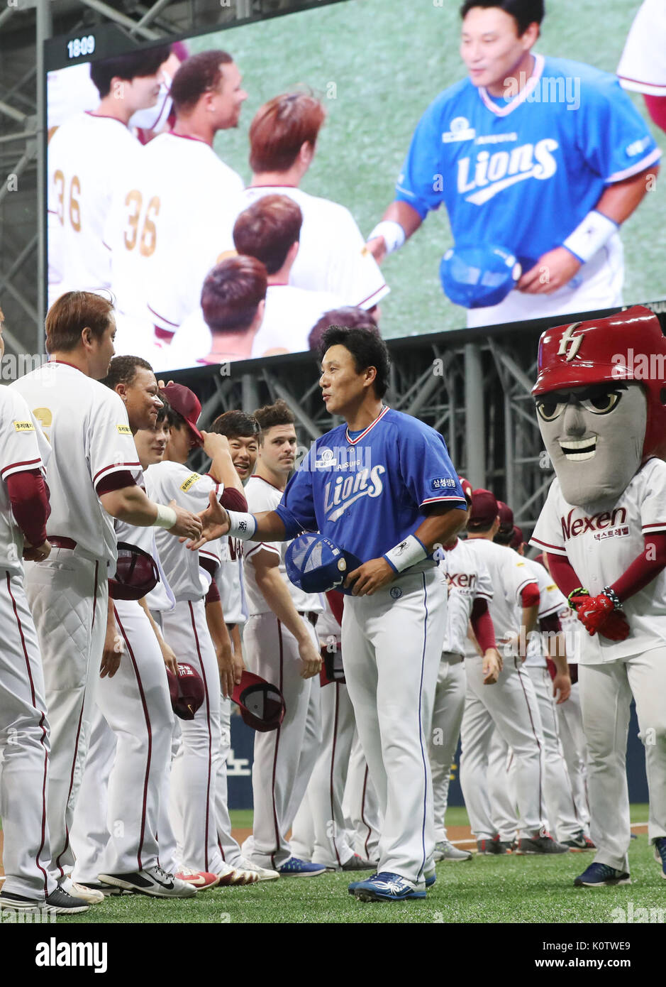 Lee Seung-yuop retirement tour Samsung Lions slugger Lee Seung-yuop ...