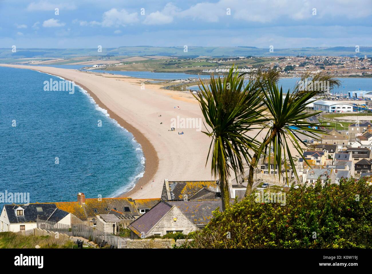 Fortuneswell, Portland, Dorset, UK. 24th Aug, 2017. UK Weather. View