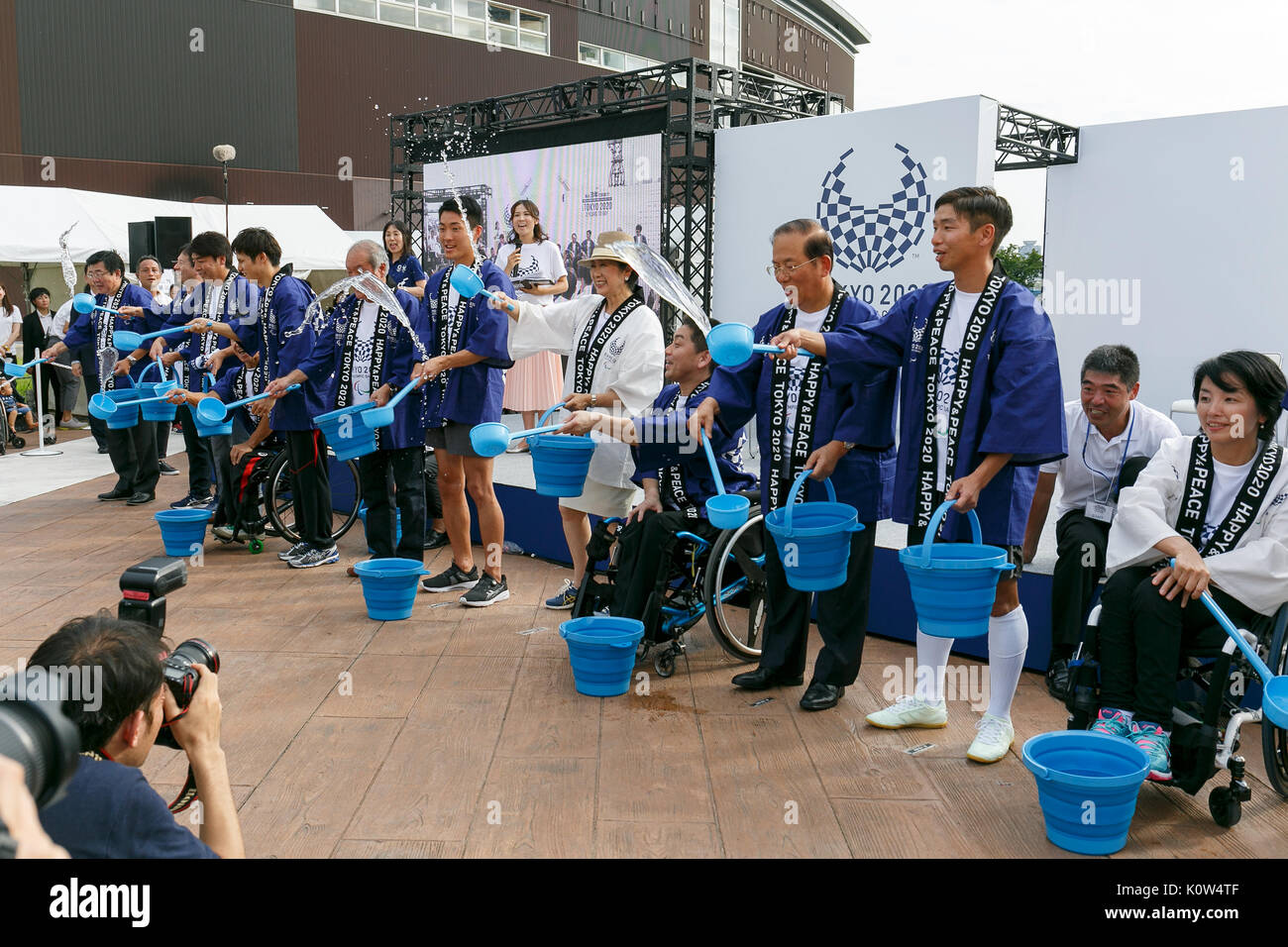 Yuriko Games Tokyo governor Yuriko Koike (C) alongside organizers and Paralympians ...