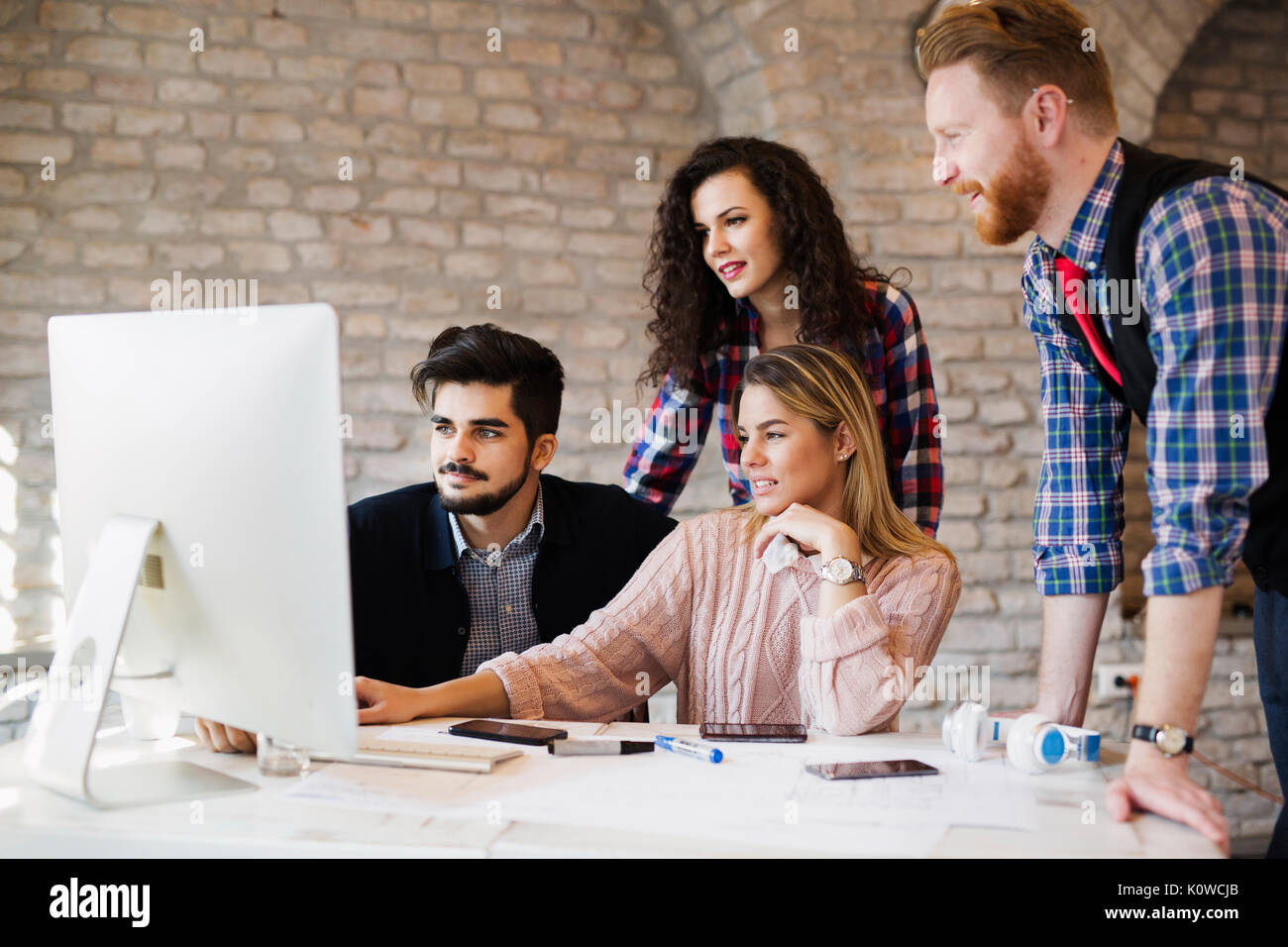 Computer group hi-res stock photography and images - Alamy