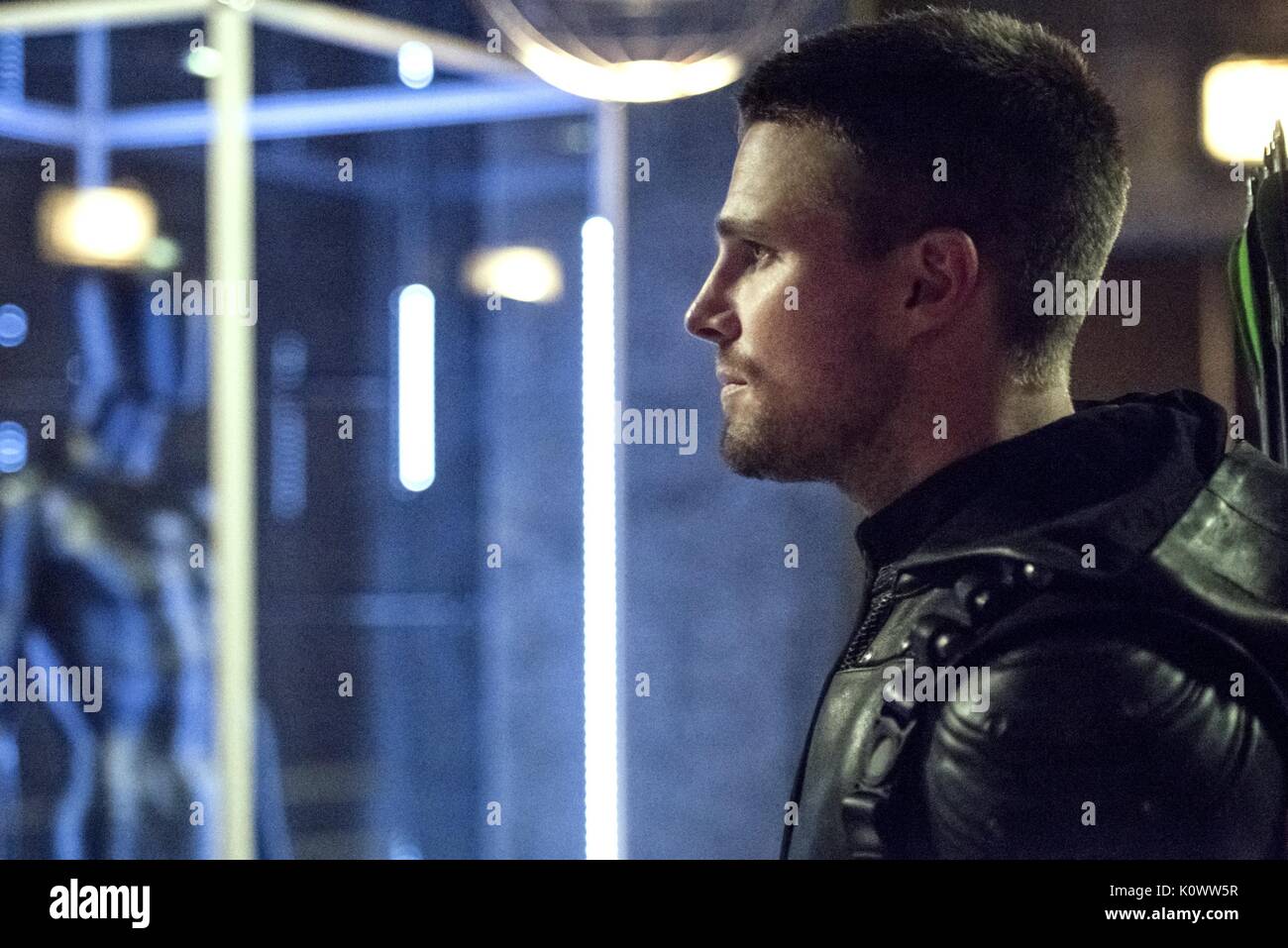 Stephen Amell Arrow Season 4 2015 Stock Photo Alamy