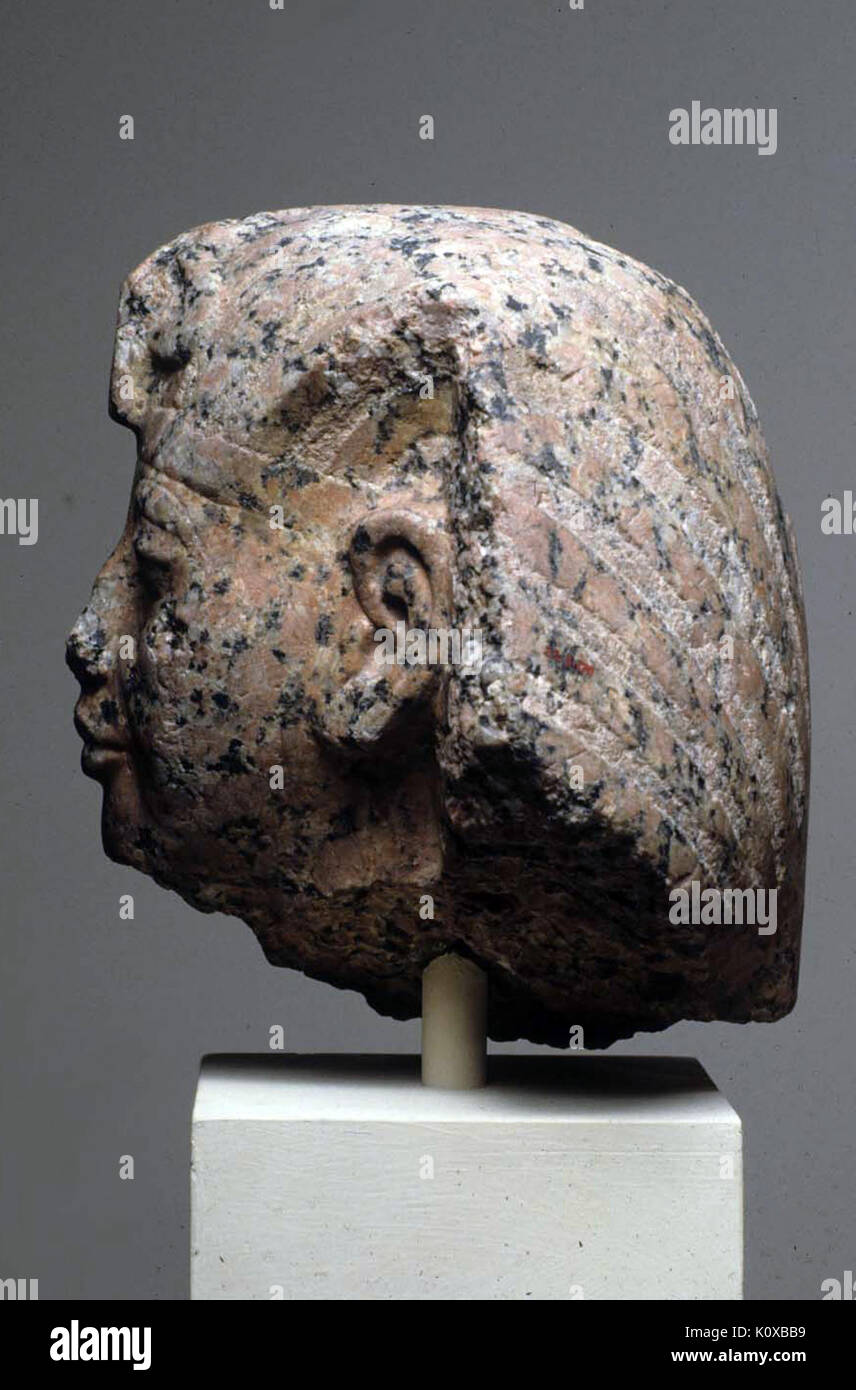 Amenhotep III with nemes headdress MET 23.3.170 03 Stock Photo