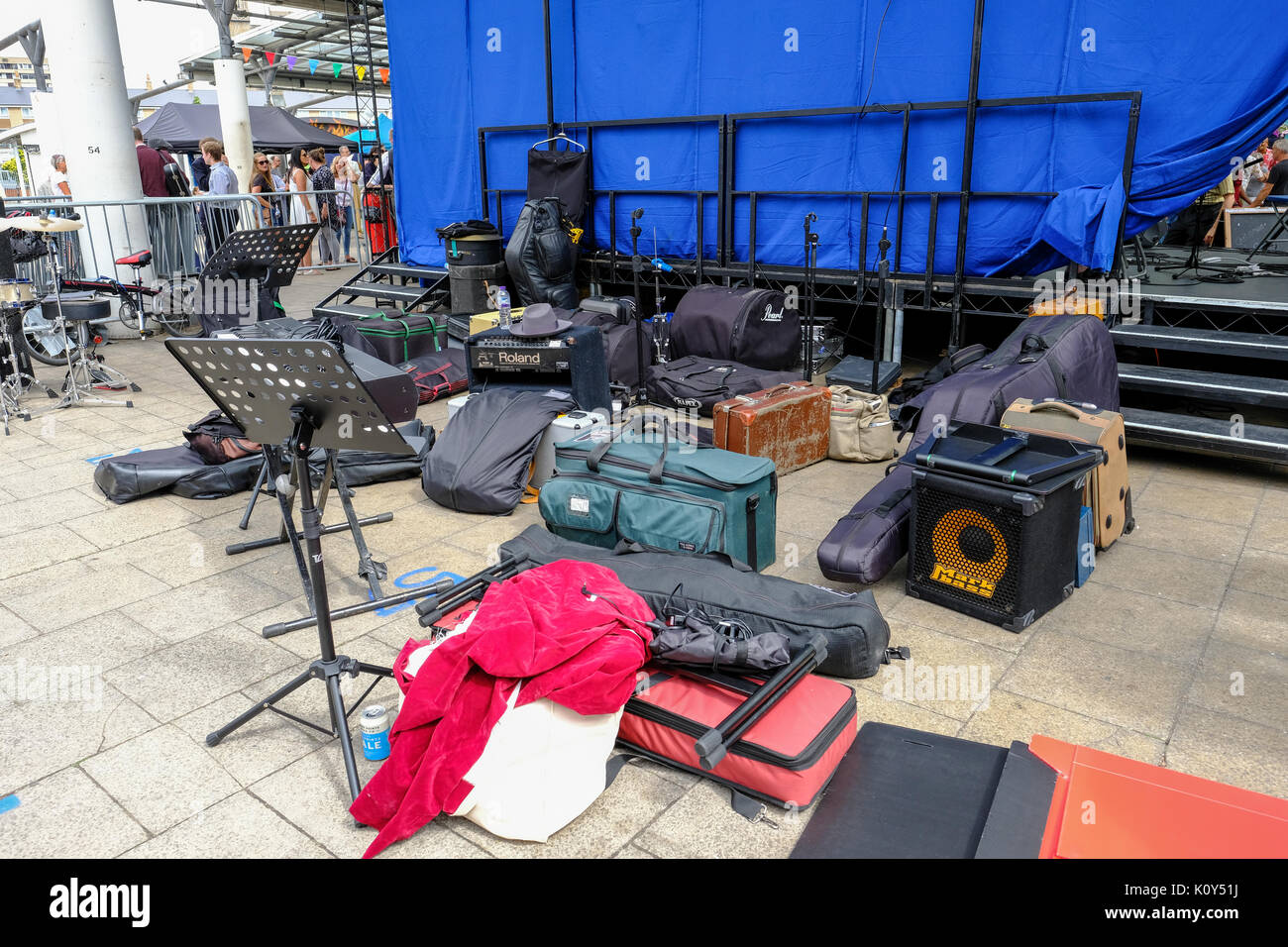 Equipment and instruments hi-res stock photography and images - Alamy