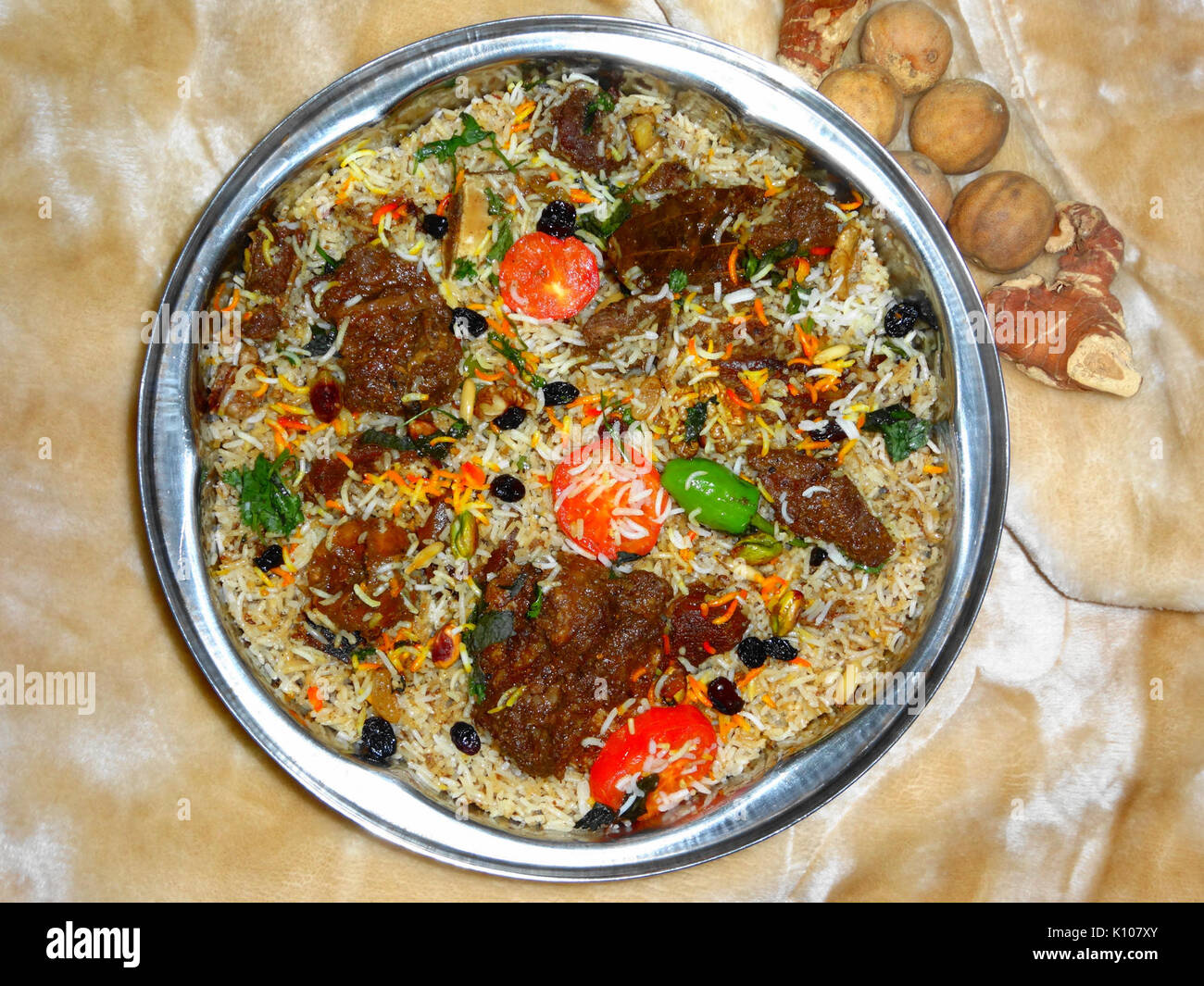 Arabian Camel Meat Biryani Stock Photo Alamy fleurs-saucer