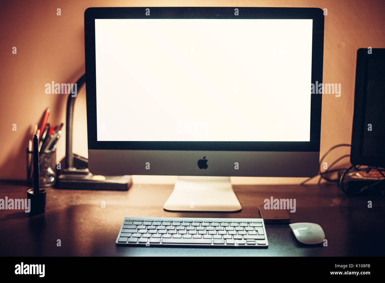 Apple products desk hi-res stock photography and images - Alamy