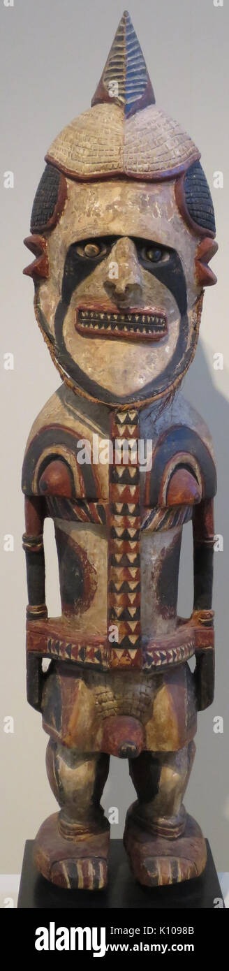 Ancestor figure (uli), Central New Ireland, Papua New Guinea, wood, lime and pigment, HAA Stock Photo