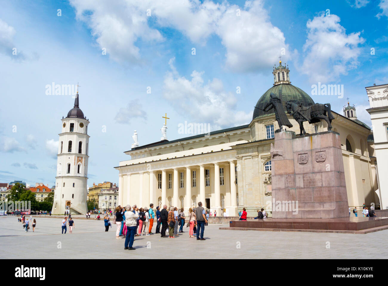 Monument to Grand Duke Gediminas and the cathedral, Katedros aikste, Cathedral Square, Vilnius, Lithuania Stock Photo