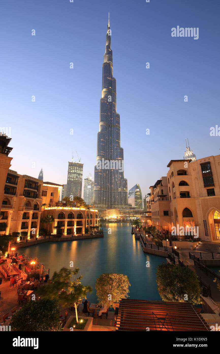 Dubai Burj Khalifa skyscraper night evening twilight blue hour UAE Stock Photo
