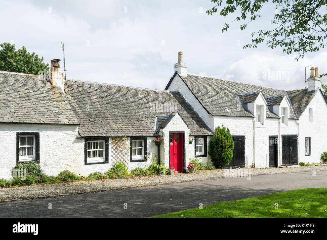 The Square Killearn Late 18th Century Scottish White Cottages
