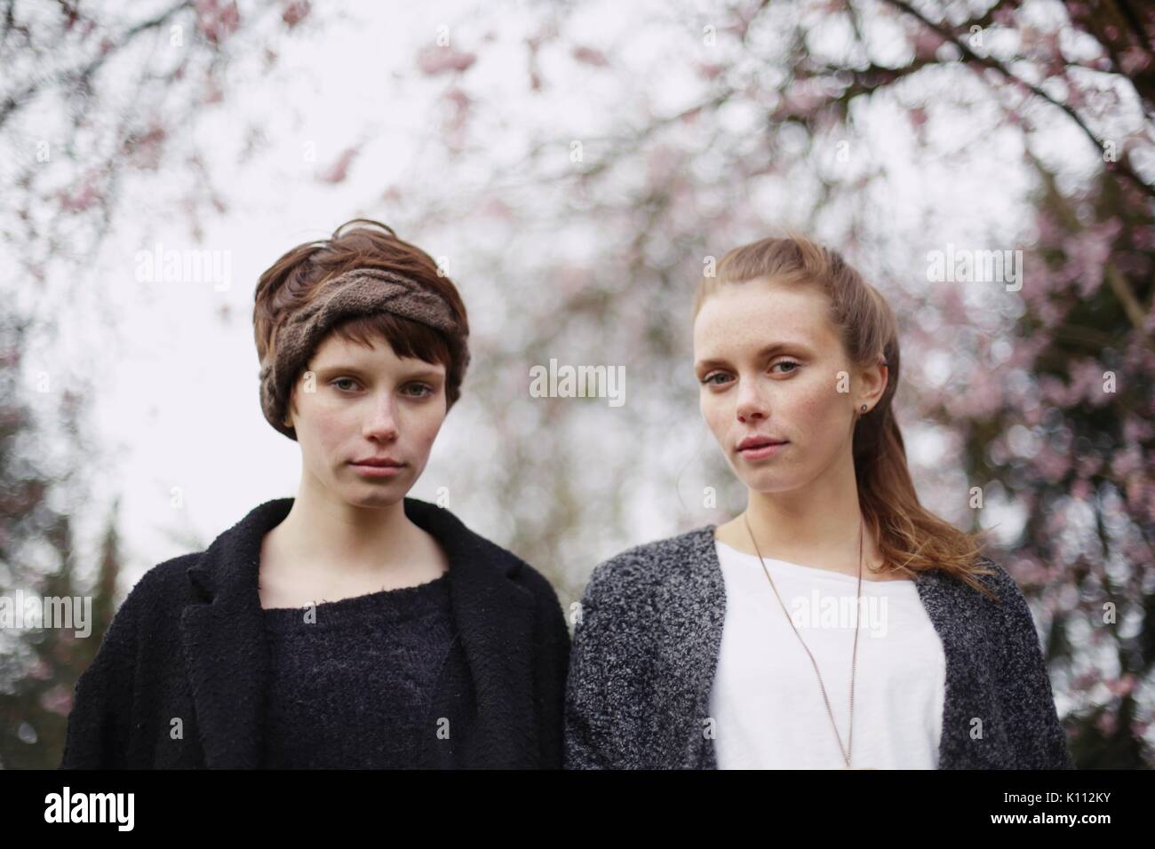 Young women in the park hi-res stock photography and images - Alamy