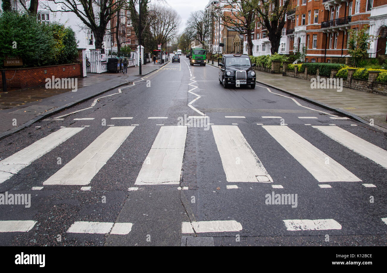 Abbey Road zebra crossing, 24 11 2015 Stock Photo Alamy