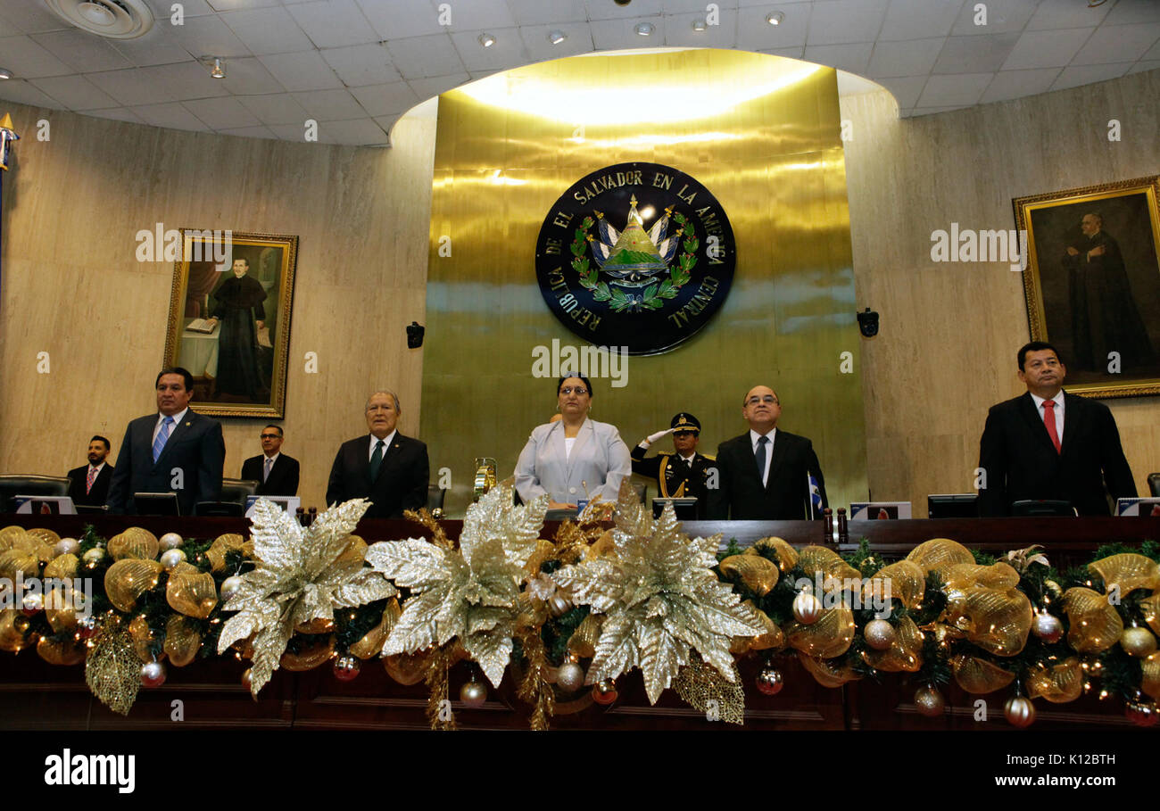 Aniversario De La Constitucion 23427694019 Stock Photo Alamy