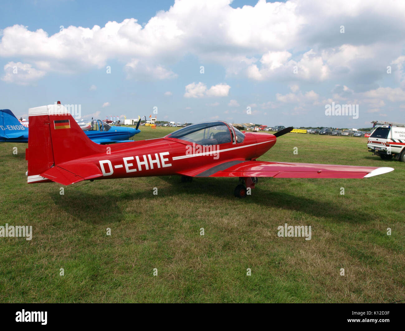 Ehhe Engine specification documentation hi-res stock photography and images ...