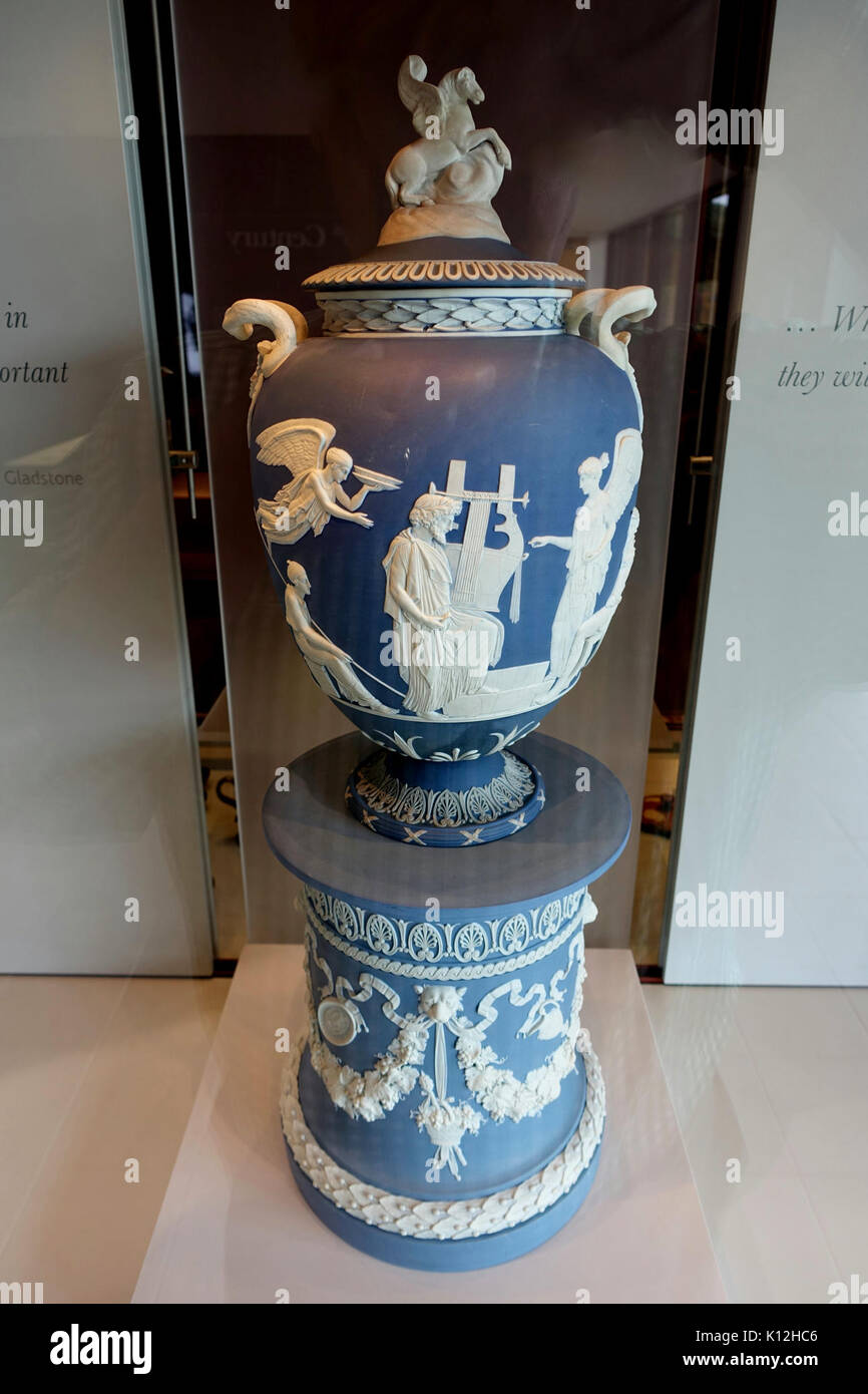 Apotheosis of Homer Vase, relief decoration modeled by John Flaxman, c