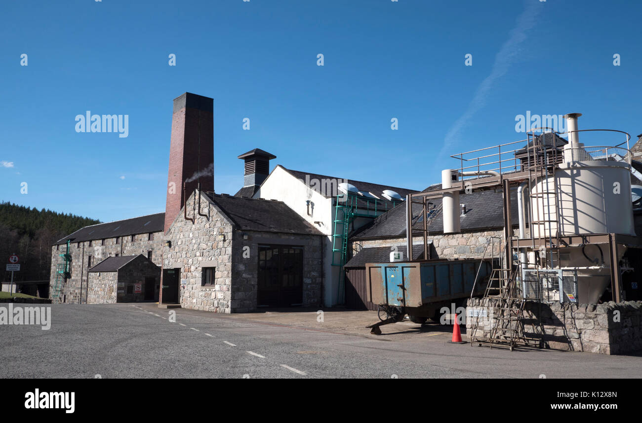 Royal Lochnagar whiskey distillery,Crathie, Ballater, Scotland, UK Stock Photo