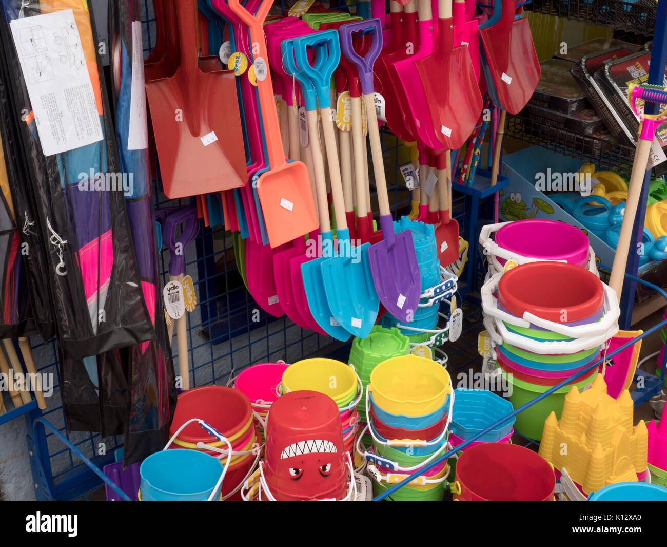 Plastic Buckets Bucket High Resolution Stock Photography and Images - Alamy