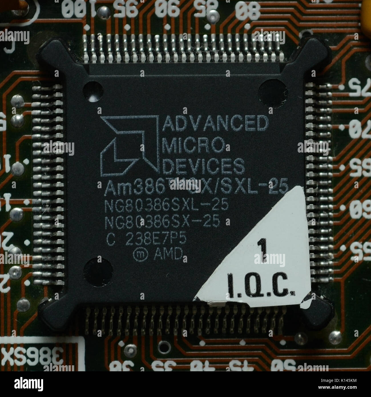 32 bit chip hi-res stock photography and images - Alamy