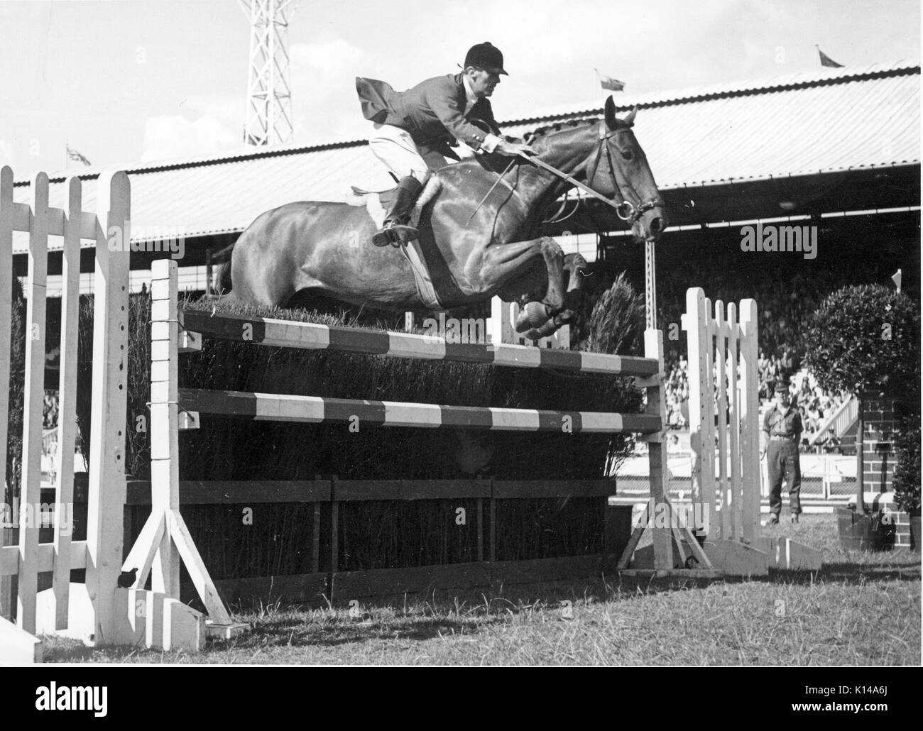 White City, London, 1949, Col. Harry Llewellyn (GBR) riding Foxhunter Stock Photo