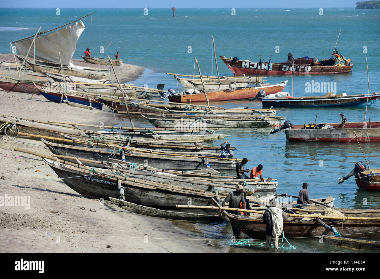 TANZANIA Tanga, Pangani, wooden boats at indian ocean, transport of goods to and from Zanzibar Stock Photo