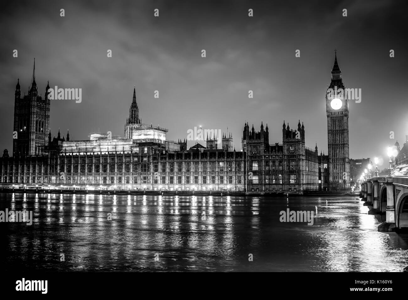 Houses of Parliament Big Ben and Elizabeth Tower in London - great ...