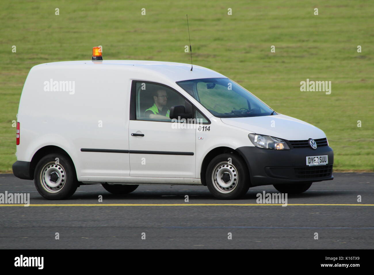 Volkswagen caddy van hi-res stock photography and images - Alamy