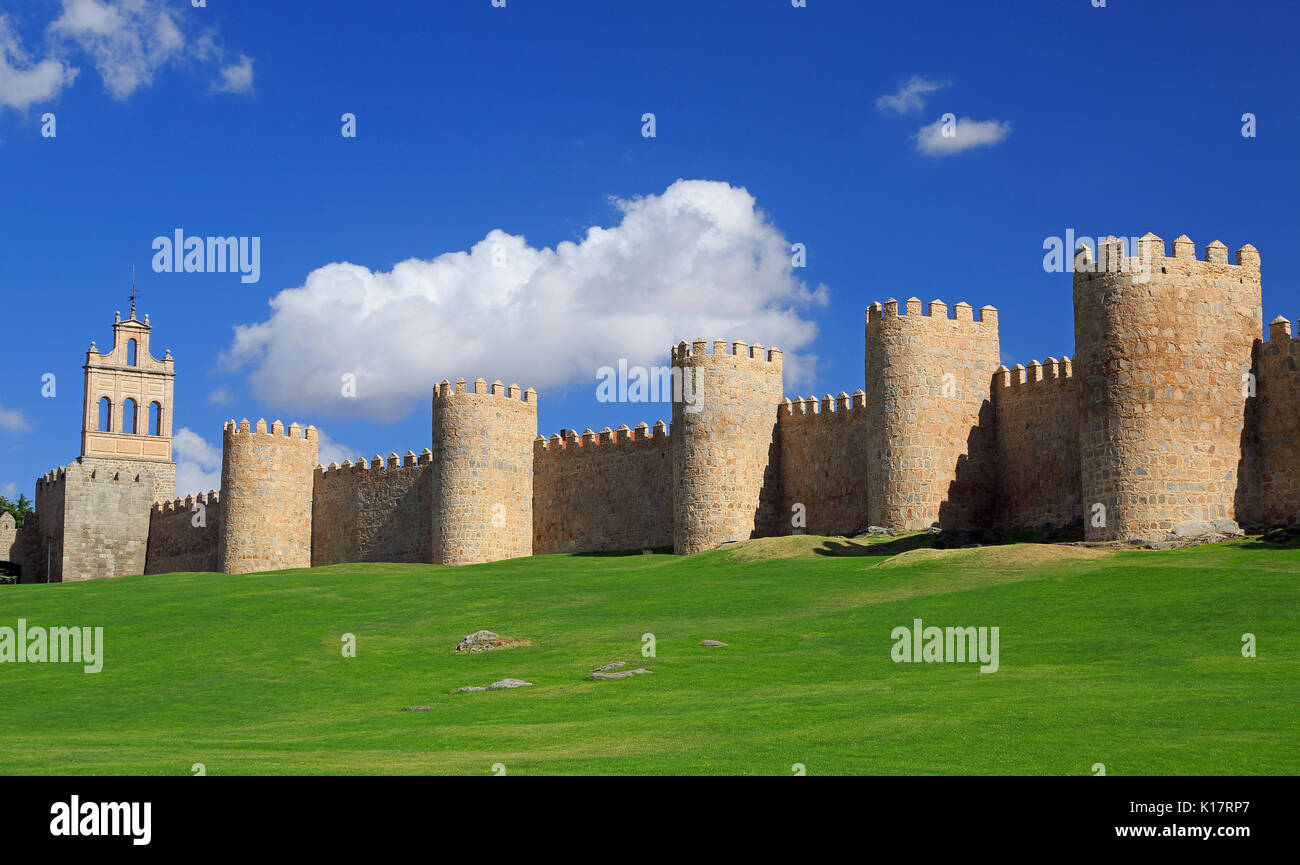 Medieval city walls of Avila, Spain Stock Photo Alamy