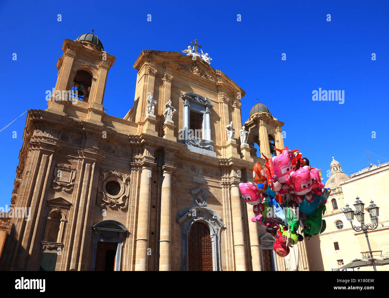 Sicily, Old Town of Marsala, the Cathedral, Duomo, Chiesa Madre in the city center Stock Photo