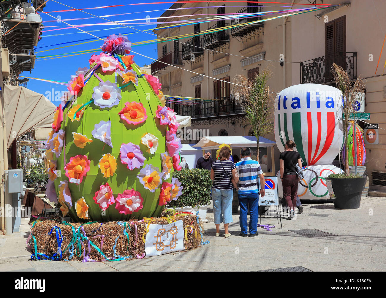 Sicily, Castellammare del Golfo, municipality in the province of Trapani, Easter decoration in the pedestrian zone Stock Photo
