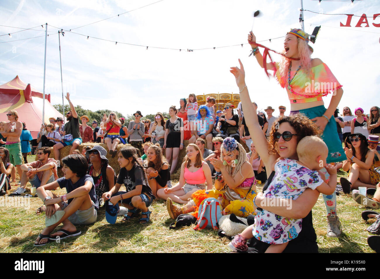 Northampton, UK. 25th August, 2017. The alternative festival famed for authentic music, crazy fancy dress and enthusiastic energy continues today under sunny skies on the Kelmarsh Estate. Credit: Wayne Farrell/Alamy Live News Stock Photo