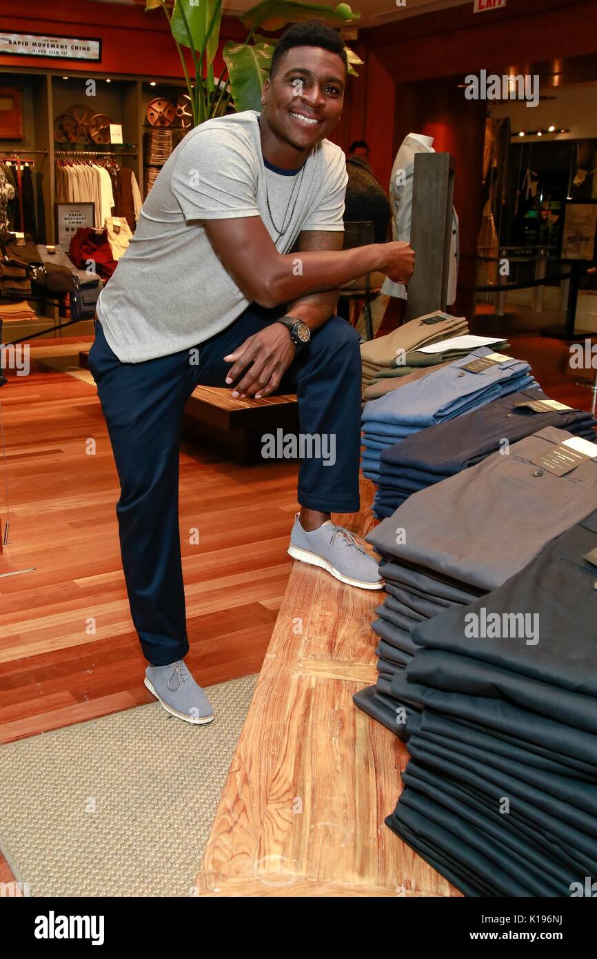 Didi Gregorius at in-store appearance for Banana Republic Rapid Movement Chino Launch, Banana Republic Rockefeller Center, New York, NY August 25, 2017. Photo By: Jason Mendez/Everett Collection Stock Photo