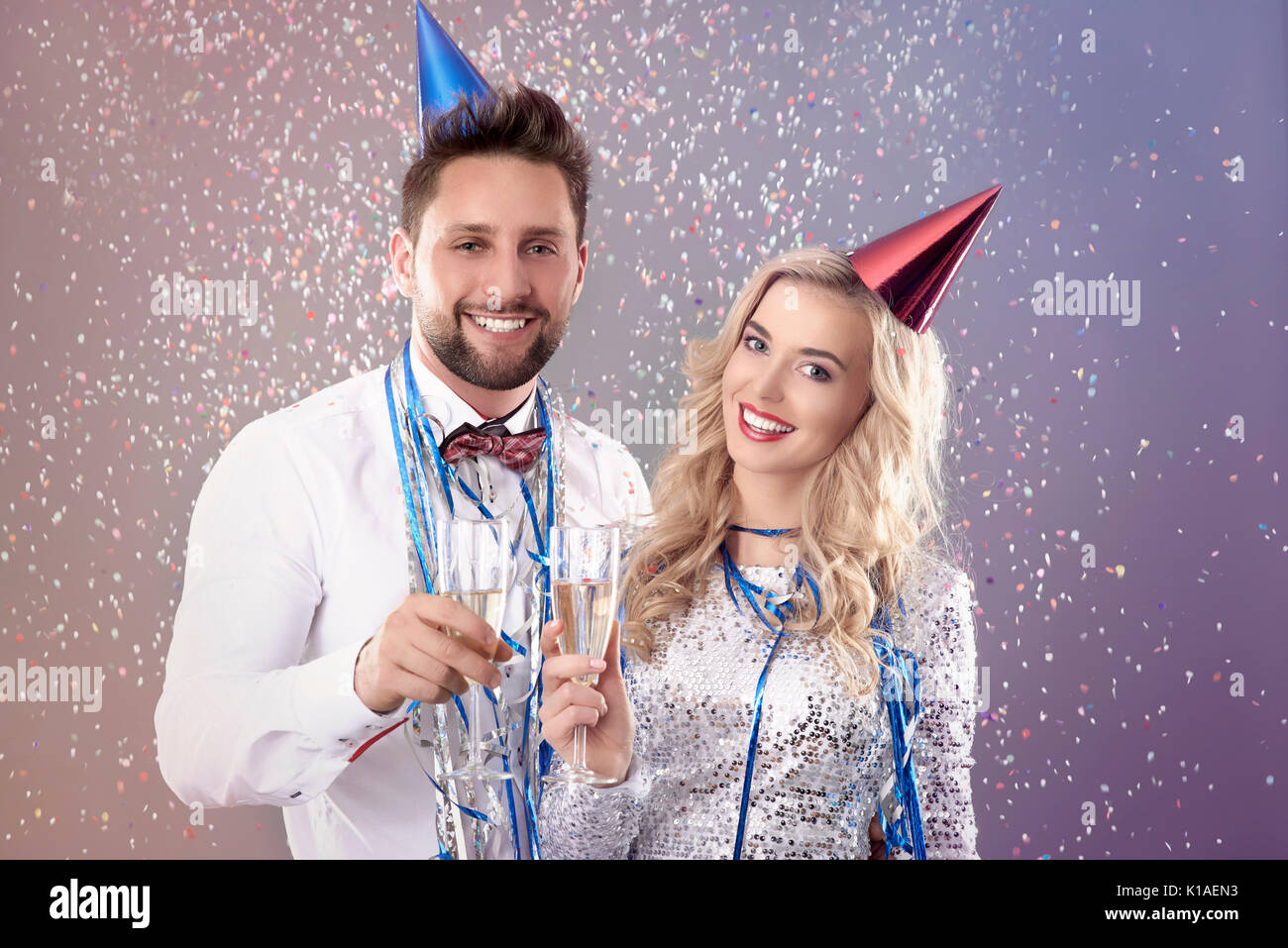 Champagne Streamer