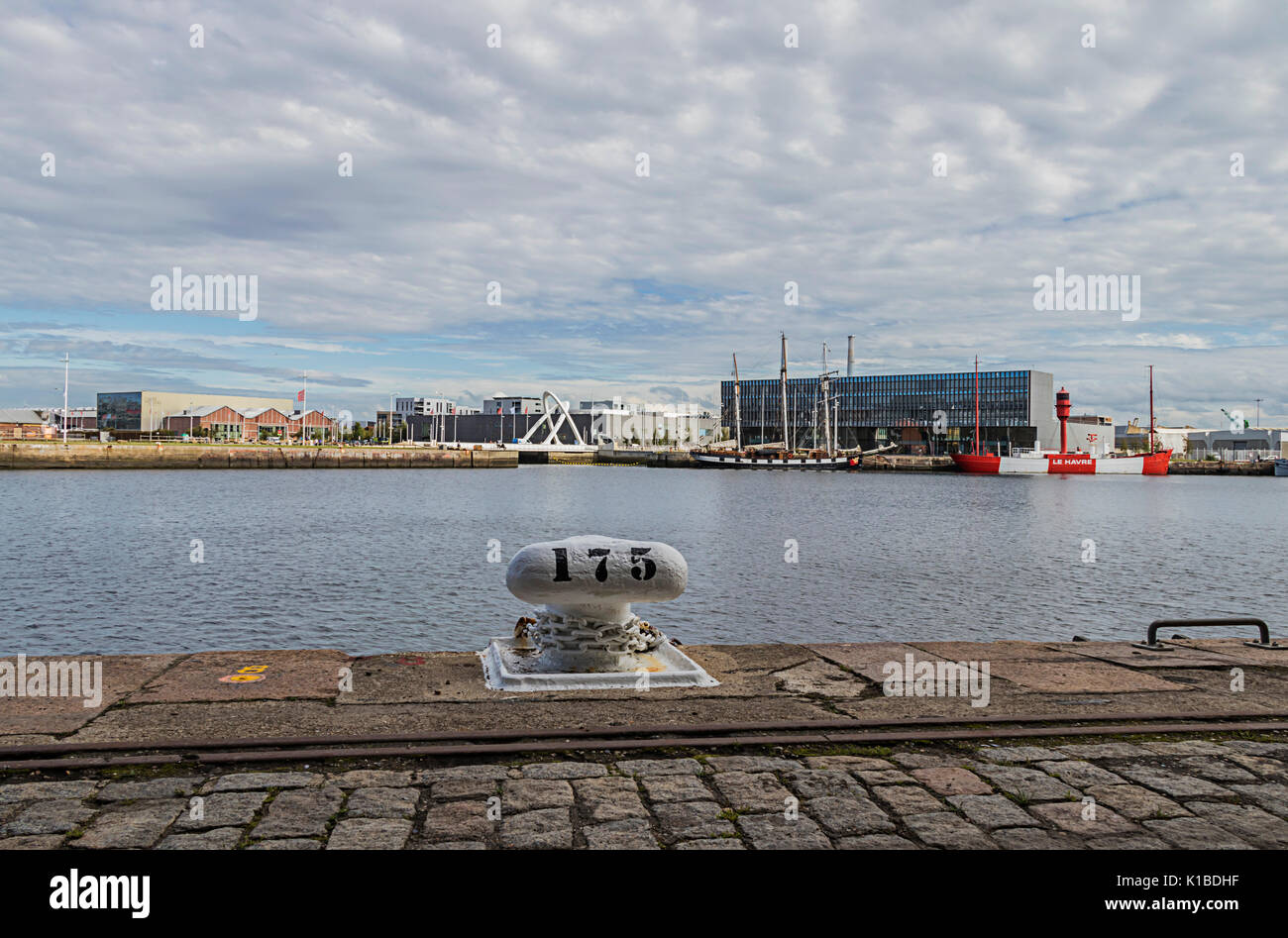Le havre docks hi-res stock photography and images - Alamy