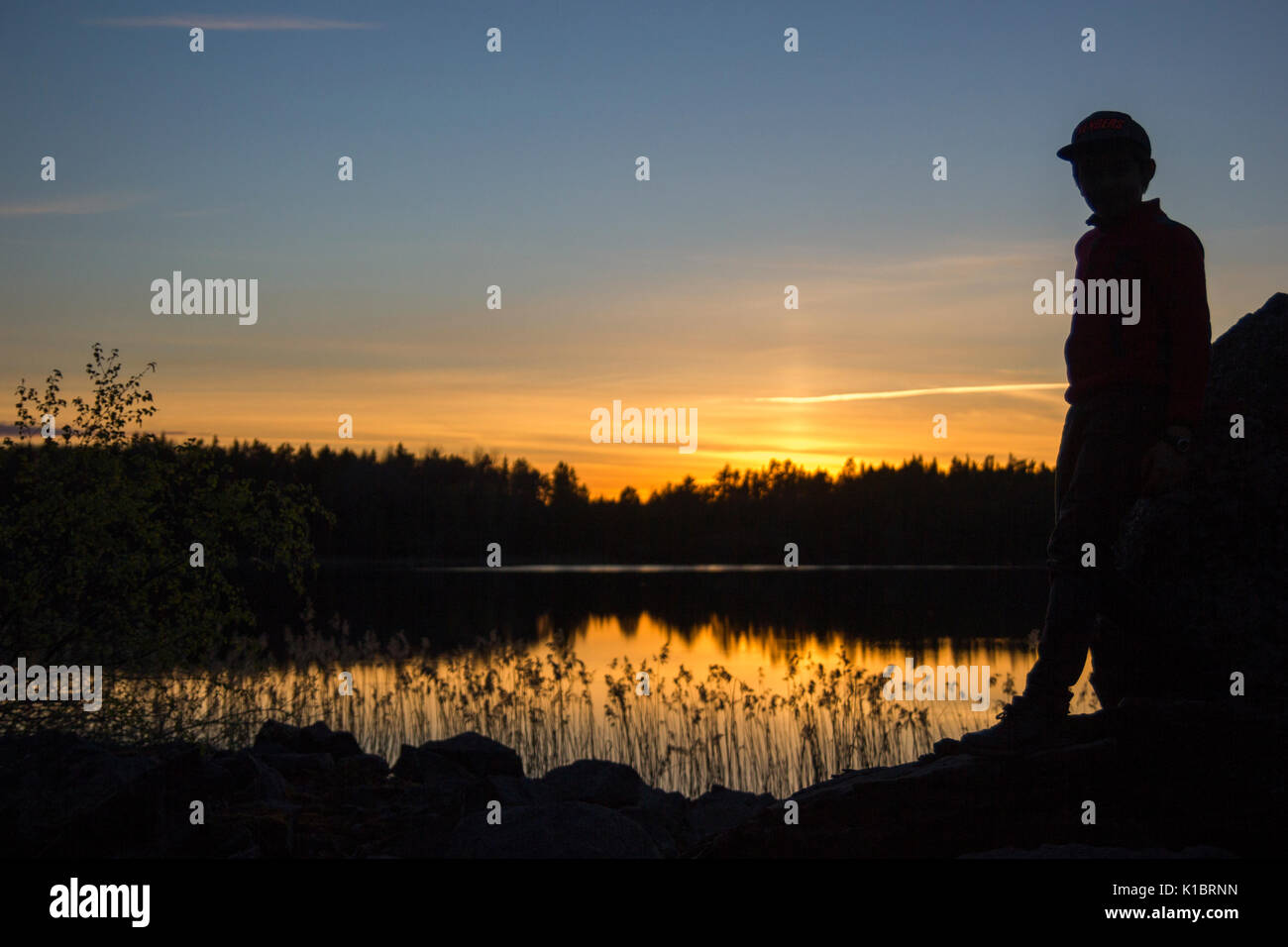 Drop in the sun hi-res stock photography and images - Alamy