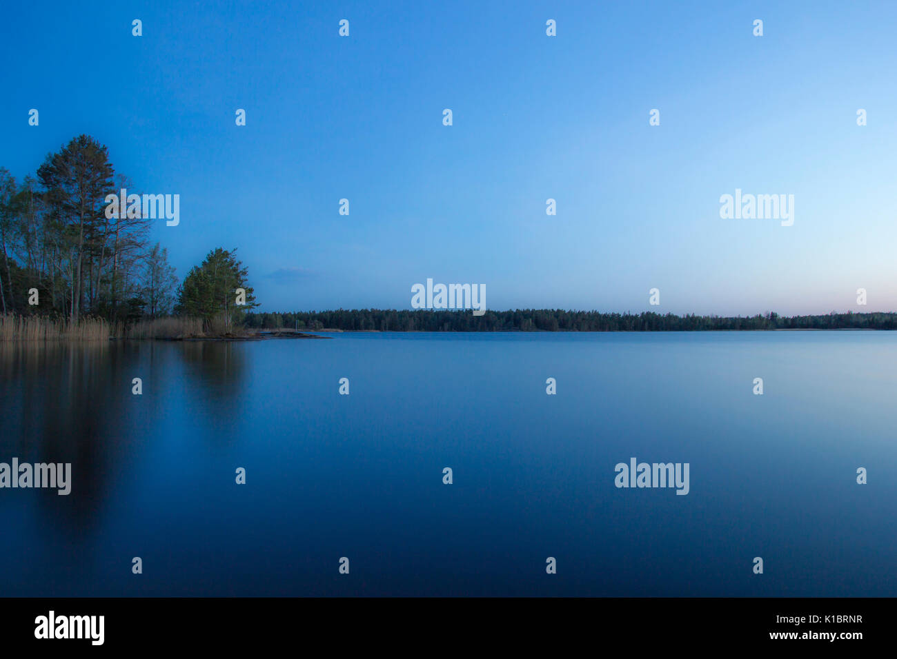 Drop in the sun hi-res stock photography and images - Alamy