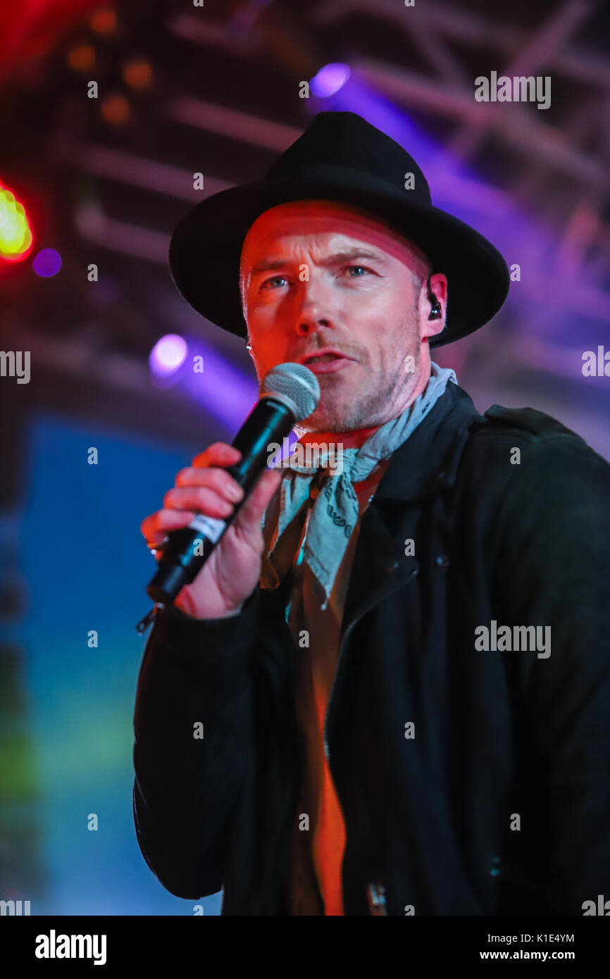 Boyzone at Hastings Pier Stock Photo