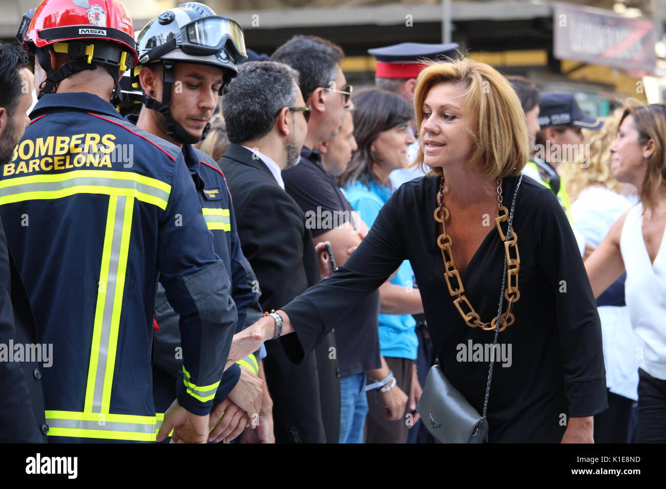 Barcelona, Spain. 26th August, 2017. Spanish ministry of defense Maria Dolores de Cospedal participating at the massive protest 'I am not scared' against terrorism and islamophobia after the attack on Rambla. The head of the manifestation was held by public service servants as firefighters, police, medical emergency services. Amongst the over 500.000 participants there was a huge representation of the spanish authorities and all political parties. Credit: Dino Geromella/Alamy Live News Credit: Dino Geromella/Alamy Live News Stock Photo