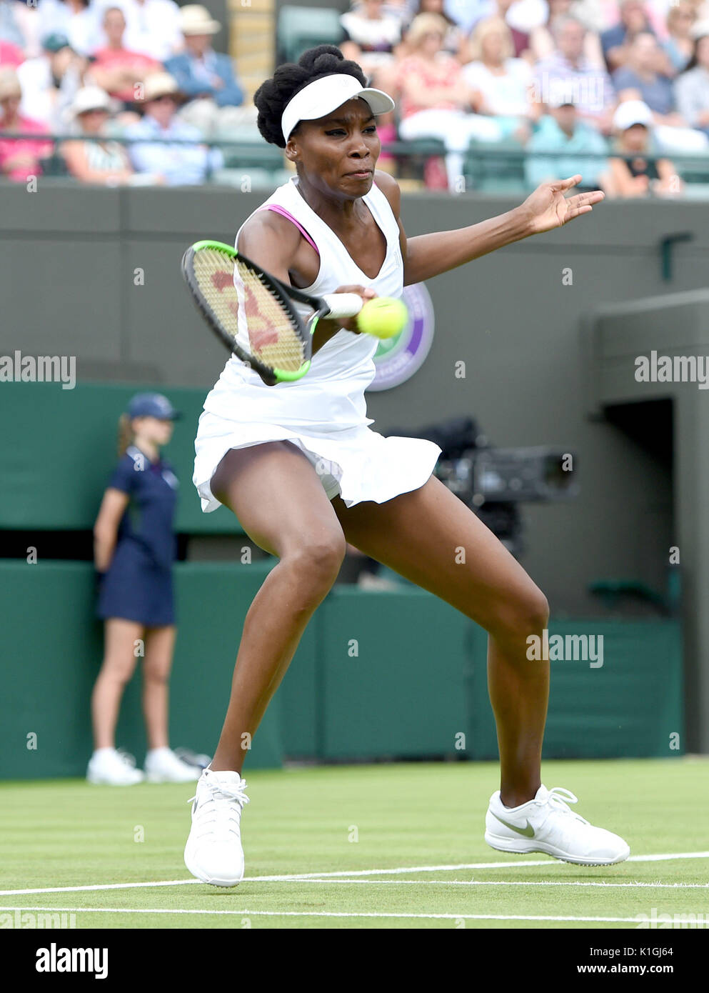 Photo Must Be Credited ©Alpha Press 079965 03/07/2017 Venus Williams during Day One Of The Wimbledon Tennis Championships 2017 London Stock Photo