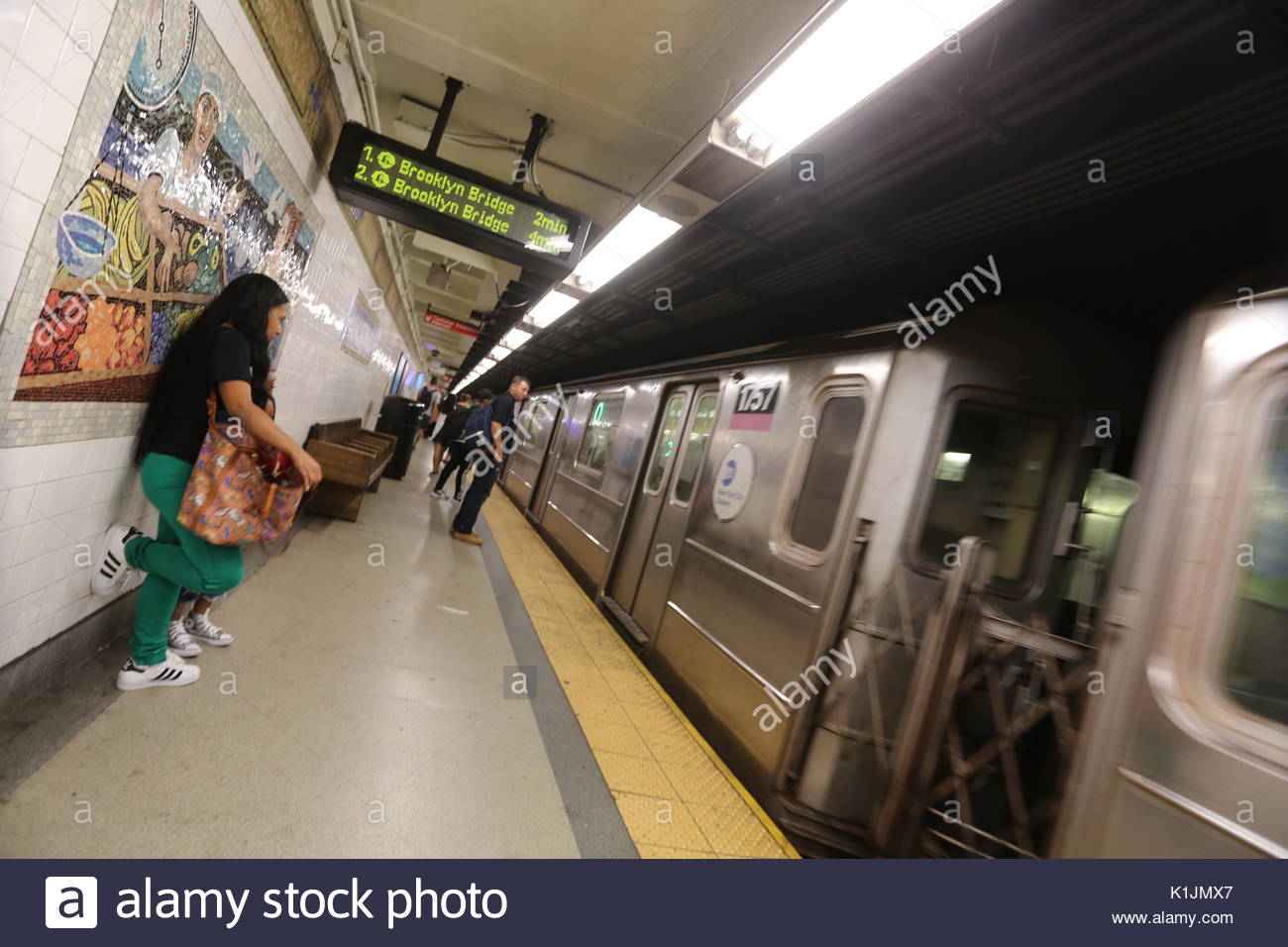 110th Street Stock Photos & 110th Street Stock Images Alamy