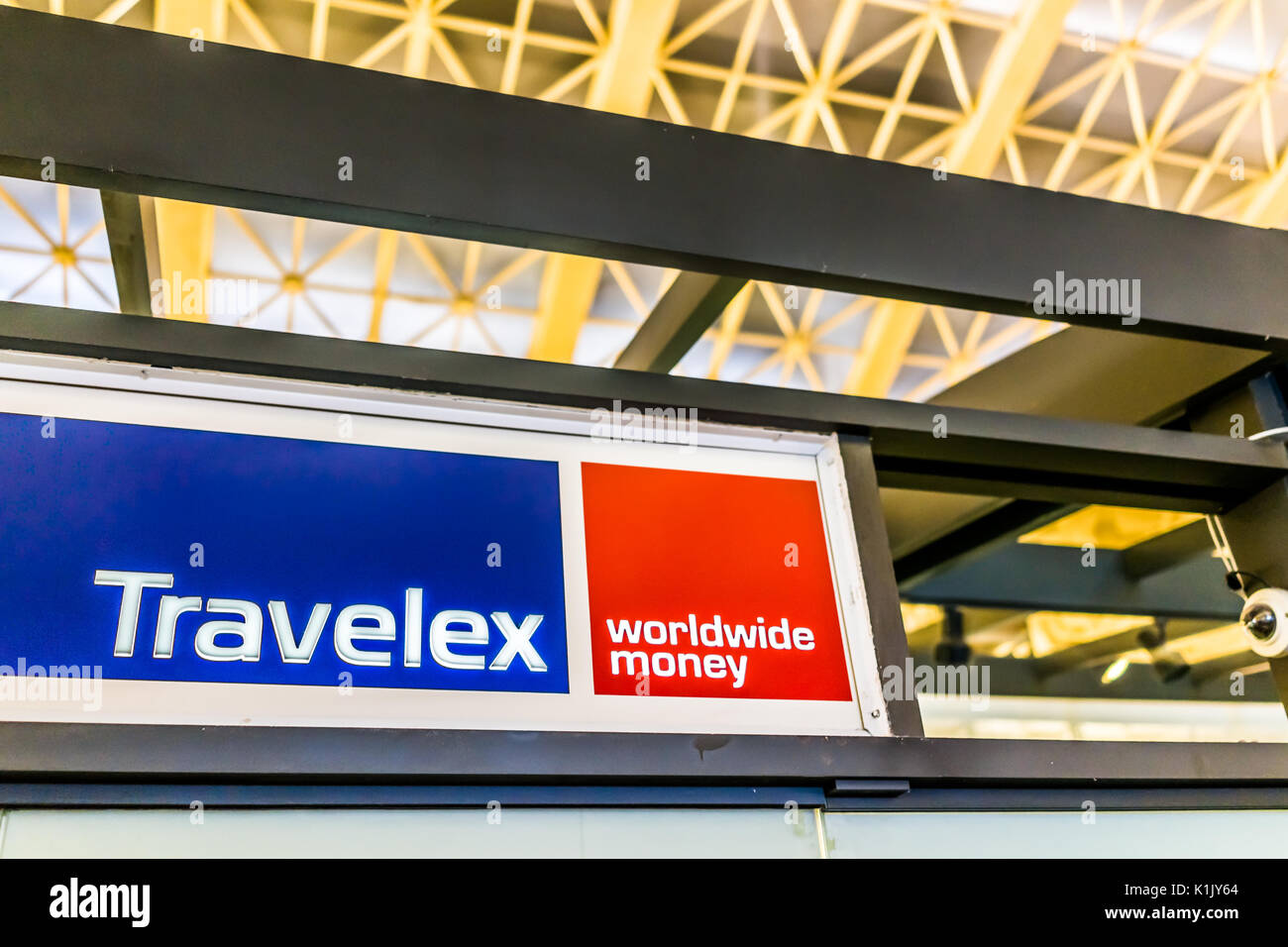 Money exchange station hires stock photography and images Alamy