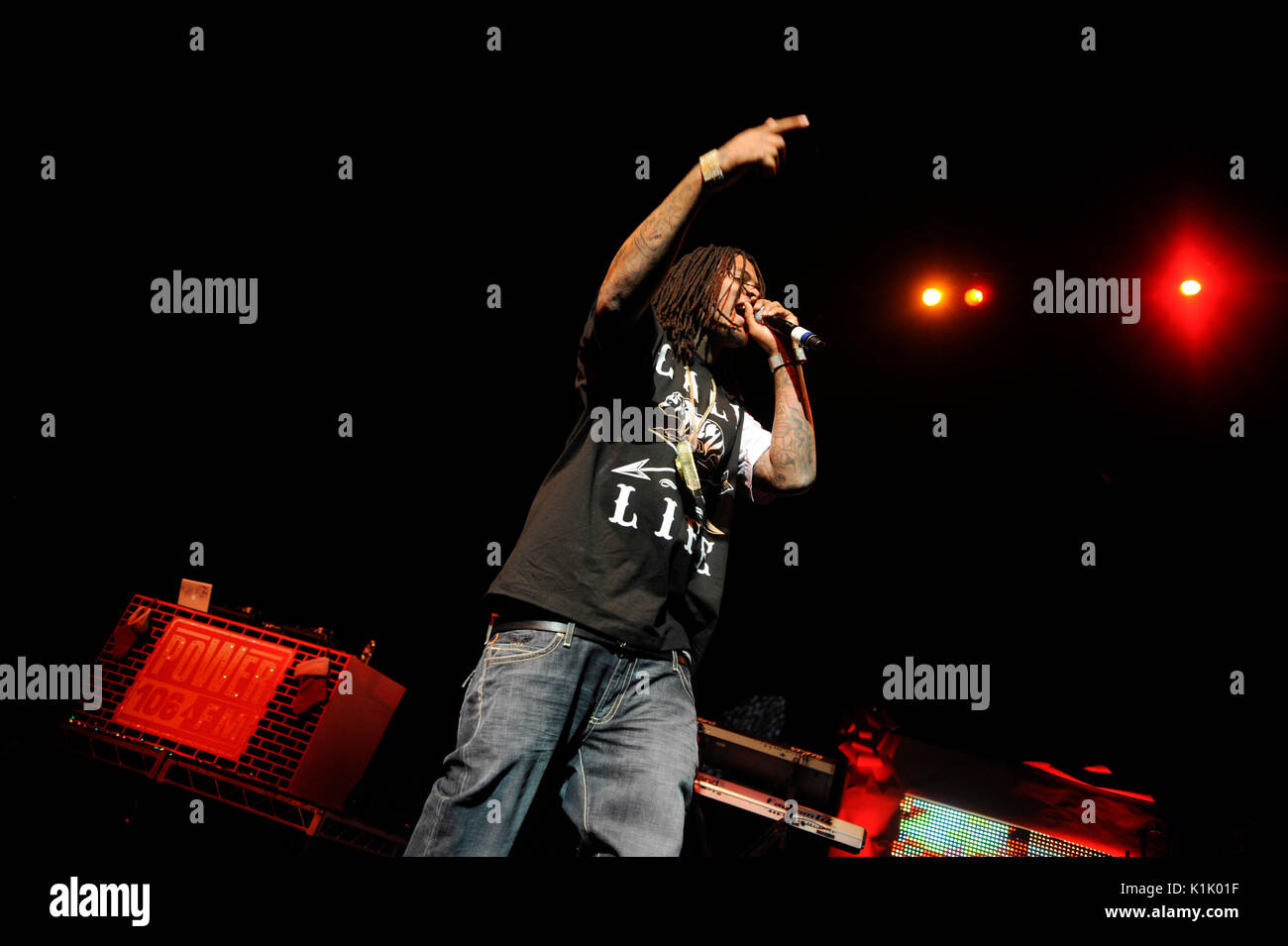 Power 106 cali christmas streaming
